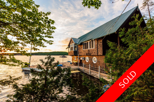 Lake of Bays Cottage for sale:  10 bedroom  (Listed 2023-05-24)